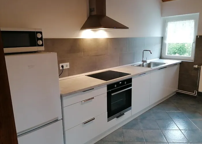 Lili Balatonkeresztúr